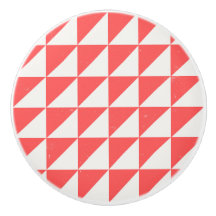 Geometric Red And Off-White Triangles Door Knob