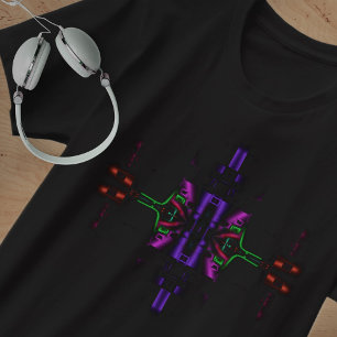 Geométrico moderno na camisa preta de T