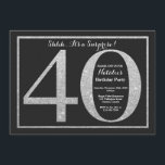 Glitter Silver de Convite para aniversário de 40 a<br><div class="desc">Convite para aniversário de 40 anos surpresa. Festa de aniversário de brilho preto e prateado Convide com fundo de quadro. Surpresa Aniversário. Aniversário Adulto. Homens ou Mulheres no Bday Bash Party.
Para mais personalização,  clique no botão "Personalizar" e use a ferramenta design para modificar este modelo.</div>