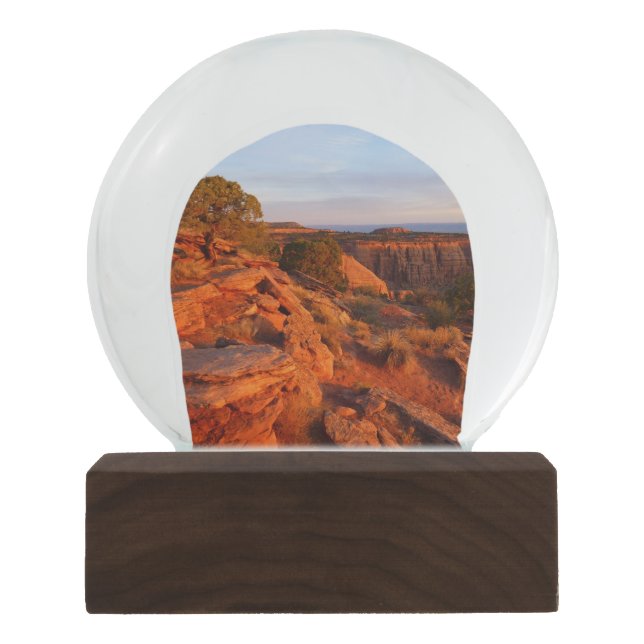 Globo De Neve Sunrise no Grand View Trail em CO Monument (Frente)