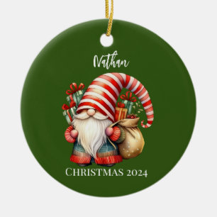 Gnomo de Natal com Ornamento Personalizado de pres