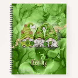 Gnomos do Dia de Patrick em Tinta Verde