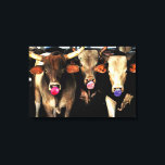 Goma-Bolha Espalhando Touros na Canvas Ocidental<br><div class="desc">Goma-de-bolha soprando touros de Canvas Ocidental pintura digital de Arte Pop pelo Rick do Artista Short intitulado "The Three Amigos",  de três balas de bolha soprando vacas de touro seguidas.</div>