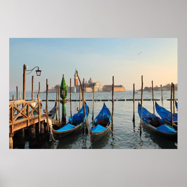 Gondolas in Venice poster (Frente)