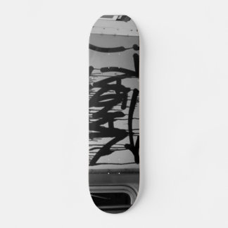 GRAFITE VANDAL SKATE DECK