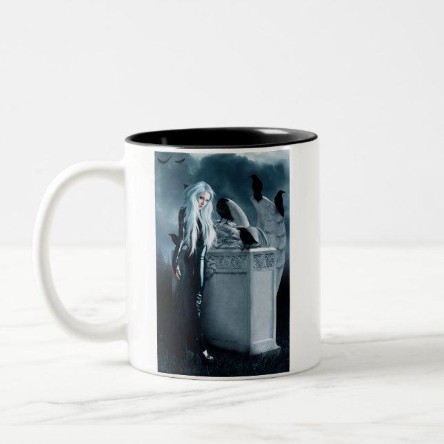 Grande caneca da bruxa do corvo (Esquerda)