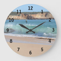 Relógio de cena de praia