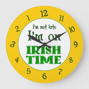 Grande Relógio de Números ao Contrário do Horário Irlandê