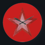 Grande relógio vermelho<br><div class="desc">design moderno com uma estrela vermelha e branca "brilhante" sobre fundo vermelho. Relógio com um design personalizável para você personalizar com seu próprio texto,  imagens e ideias. Note que esta é uma imagem impressa criada com fotografias originais e técnicas digitais,  que não brilha nem contém faíscas reais.</div>