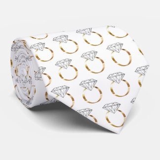 Gravata Anel de Noivado de Diamante com Padrão Dourado