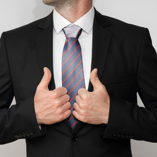 Gravata Azuis marinhos e teste padrão vermelho das listra