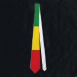 Gravata Bandeira Rastafarian Rasta etíope<br><div class="desc">As cores vermelha, verde e amarela representam a bandeira do Rastafarianismo, mas são também uma bandeira da Etiópia. Aqui está um presente Rasta de alta qualidade e um design excelente para todos os rastafarianos. Visite nossa loja para encontrar presentes mais legal para Rasta e outras ideias de presentes para bandeiras...</div>