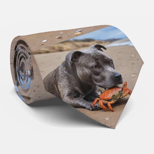 Gravata "Beachside Pals: Um Staffy e seu companheiro de ca (Rolled)