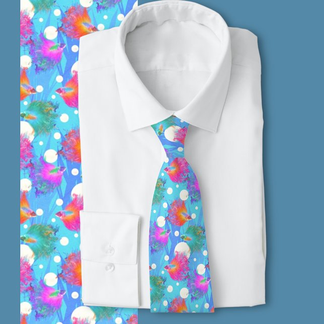 Gravata Betta Fish Bubbles (Bright Betta fish swimming pattern. Ocean and aquarium enthusiasts )