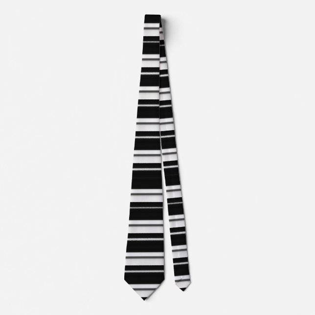 Gravata Black Stripe Tie – Bold Modern Accessory (Frente)