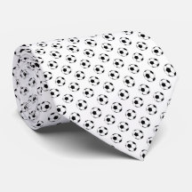 Bolas de Futebol Preto Branco em Branco