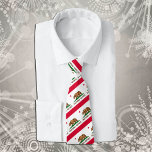 Gravata California Gravatas, fashion USA, Flag business<br><div class="desc">Neck Tie: Patriótica California Flag fashion e design de negócios da Califórnia EUA - ama meu país,  visto de escritório,  viagem,  patriotas nacionais / fãs esportivos</div>