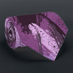 Gravata Camuflada Preto Roxo Ameixa Lavanda<br><div class="desc">A gravata masculina apresenta um padrão de camuflagem moderno em preto,  roxo,  ameixa e lavanda. MAIS designs na loja. Legal para o escritório,  uma noite na cidade,  um casamento,  para o noivo ou padrinhos ou dar como presente para o seu marido,  pai,  irmão ou melhor amigo. Faça uma declaração!</div>