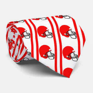 Gravata Capacete Vermelho de Futebol no Necktie Branco
