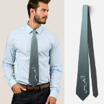 Gravata Casamento árabe, amarração azul elegante ا ل ع ر س<br><div class="desc">Elevem o seu casamento... com uma gravata personalizada única para homens árabes... procurando uma maneira divertida, mas sofisticada, de completar sua roupa de casamento ou adicionar um toque humorístico ao seu noivado ou fotos de casamento? Veja nossa bela gravata personalizada, com a palavra "ا ل ع ي س" em uma...</div>