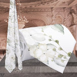 Gravata Casamento de 1ª Primavera Florais da Elegância Bra<br><div class="desc">Uma gravata branca de núpcias,  que contém peões,  rosas,  eucaliptos e sprays de elegância floral,  pintados a aquarelas,  contra um fundo branco puro e sólido.</div>