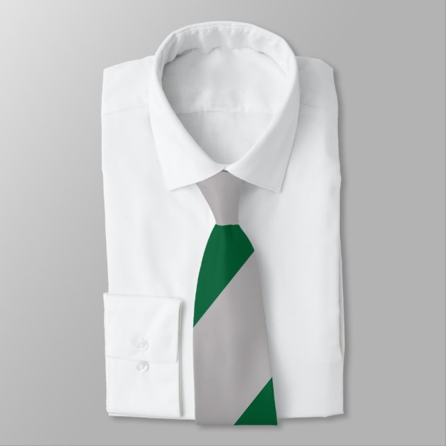 Gravata Cinza e Bacia Regional de Ivy (Amarrado)