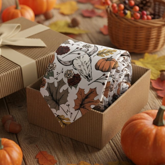 Gravata Cinzas leves - País do Caveira Ocidental (Modern Gray Thanksgiving Foliage Mens Tie. Fall Harvest, Cow Skull, Leaves Pattern in Autumn Colors.)