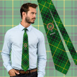 Gravata Clan MacArthur Crest sobre Tartan<br><div class="desc">Crachá da crista Clan MacArthur cercado por uma correia e fivela sobre fundo tartano. Custom Text.</div>