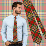 Gravata Clan MacGill Crest sobre Tartan<br><div class="desc">Crachá da crista Clan MacGill rodeado por uma correia e fivela sobre fundo tartano. Texto personalizado.</div>