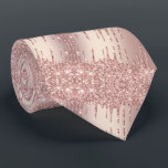 Gravata Coletor de Design moderno Coletor Rosa de Escovas<br><div class="desc">Rosa Dourado Blush Glitter Sparkle Drips Chic Pink Modern - Add Your Unique Text / Name - Make Your Special Gift - Redimensionar e mover ou remover e adicionar texto / elementos com ferramenta de personalização. Design por MIGNED. Por favor, veja meus outros projetos. Você também pode transferir esses designs...</div>