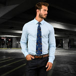 Gravata Coletor do Coletor de Cogumelo Retro Negrito<br><div class="desc">Elevem seu guarda-roupa com esta corajosa gravata de pescoço de cogumelo. O vibrante padrão azul escuro e amarelo do entalhe é projetado para fazer você se destacar. Feito com foco suave, afiado e alto detalhe, é perfeito para aqueles que adoram misturar nostalgia com elegância moderna. Quer você esteja no trabalho...</div>