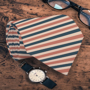 Gravata com Listras de Cores Neutras Boho