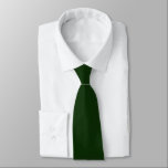 Gravata Cor Sólida das Iniciais Ocultas Verdes Escuras<br><div class="desc">Cor Sólida das Iniciais Ocultas Verde Escuro. Para casamentos ou uso diário, com as iniciais Idden na parte traseira, que você pode facilmente personalizar ou excluir se não for necessário. Pode ser alterado para qualquer cor de sua escolha através da opção Personalizar mais, ou envie-me uma mensagem se precisar de...</div>