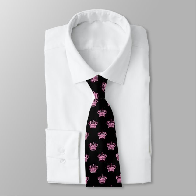 Gravata Coroa 01 - Rosa em Preto (Amarrado)