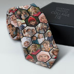 Gravata Criar uma Colagem de Fotos Personalizada com 12 Fo<br><div class="desc">Para obter melhores resultados, recorte fotos em quadrados antes de carregar. Use sua foto ou fotos favoritas para fazer um espetáculo divertido para compartilhar com amigos. Isso inclui uma combinação das suas 12 fotos favoritas. Outras combinações estão disponíveis em nossa loja. O padrão engraçado do hexágono faz dele uma maneira...</div>