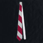 Gravata Crimson e Prata Lotados<br><div class="desc">Mostre suas cores reais nesta gravata com crimson e listras prateadas.</div>