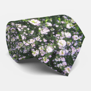 Gravata de Pescoço de Flores Selvagens