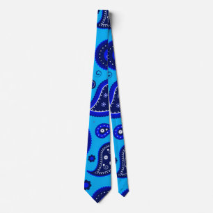 Gravata de Pescoço - Elegância Clássica de Paisley