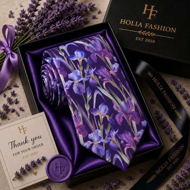 Gravata de pescoço roxa lavanda floral (Criador carregado)