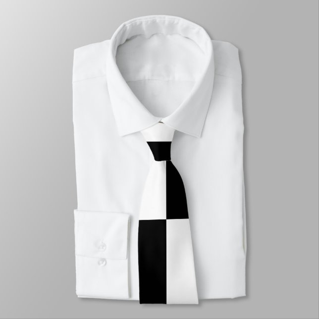 Gravata Design Minimalista Preto e Branco (Amarrado)