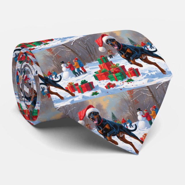 Gravata Doberman Correndo na Neve com Chapéu de Natal (Rolled)