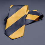 Gravata Dourado e Marinho - Bandas Azuis<br><div class="desc">Na moda náutica padrão em cores audíveis e clássicas, perfeito para o escritório ou um centro noturno.</div>