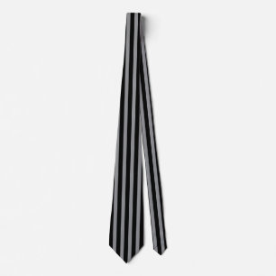 Gravata Elegância clássica com listras verticais preto e c