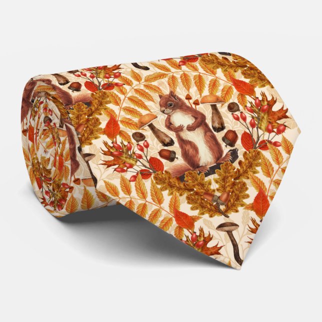 Gravata Esquilo de outono em branco (Rolled)