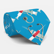 Estetoscópio e seringas