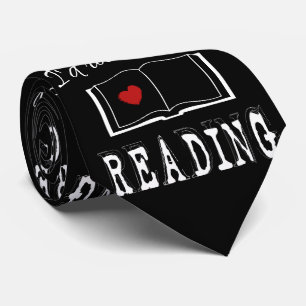 Gravata Eu preferencialmente lendo