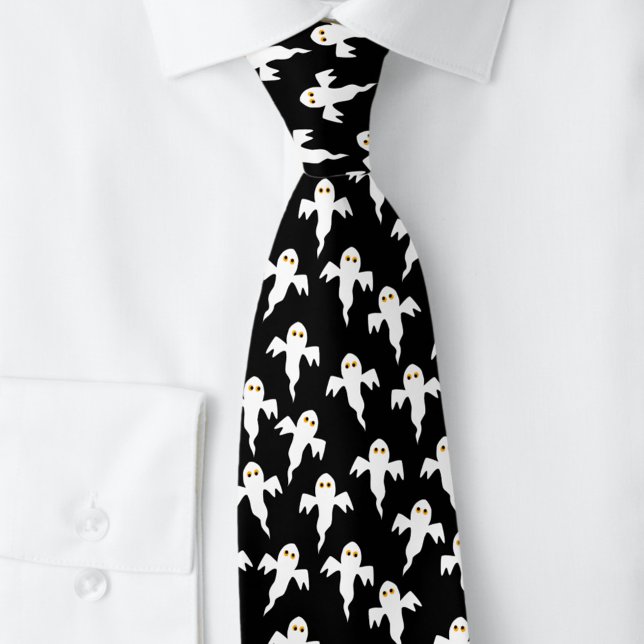 Gravata Fantasma Halloween Preto e Branco (Fun black and white ghost Halloween pattern neck tie)