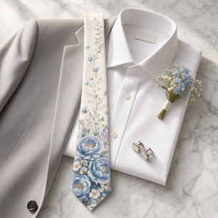 Gravata Floral de Flor Silvestre Azul Poento de Casamento