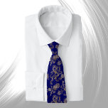Gravata Floral de Leão Dourado Azul Elegante<br><div class="desc">Leões e Flores Dourados Elegantes sobre fundo azul profundo.</div>