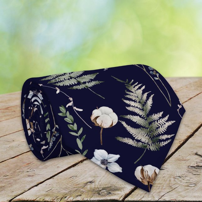 Gravata Flores e Folhas de Fern Florestais Florais Botânic (In situ)